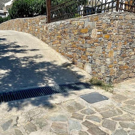 Апартаменты Τέσσερις Εποχές Aetos  Экстерьер фото